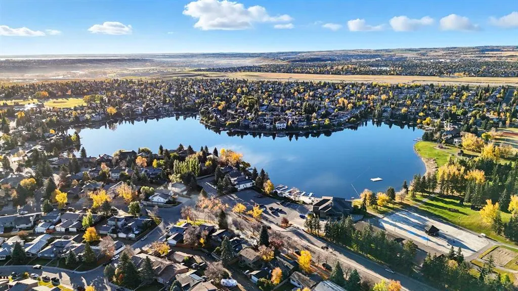 165 Sunvale Crescent SE