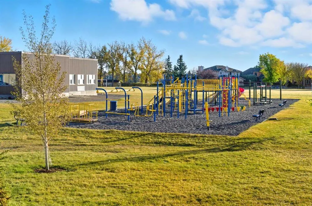 165 Sunvale Crescent SE