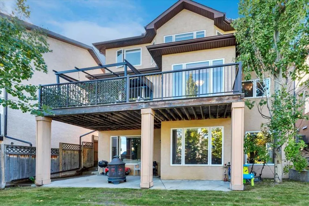 89 Springborough Boulevard SW