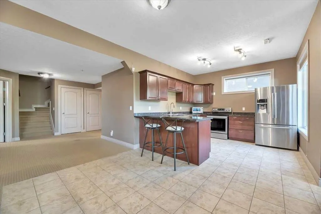 89 Springborough Boulevard SW