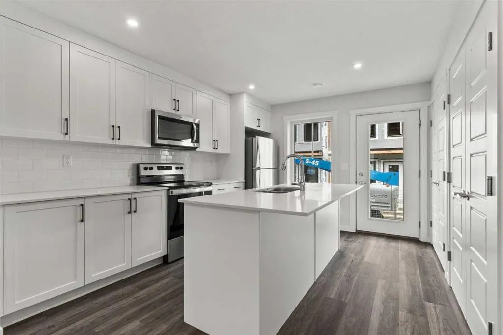 40 Livingston Parade NE, #110