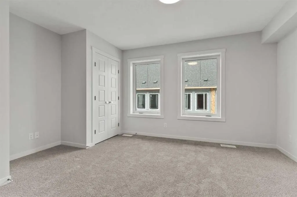 40 Livingston Parade NE, #110