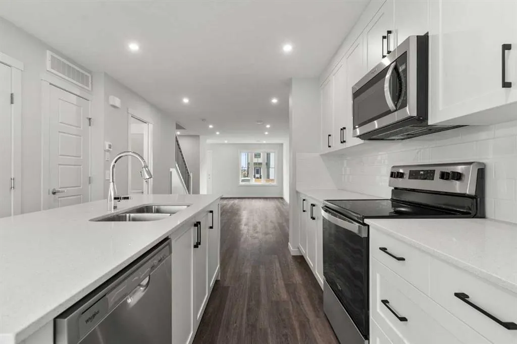 40 Livingston Parade NE, #110