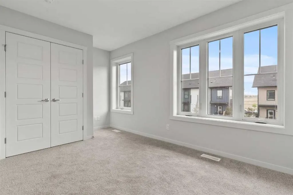 40 Livingston Parade NE, #110