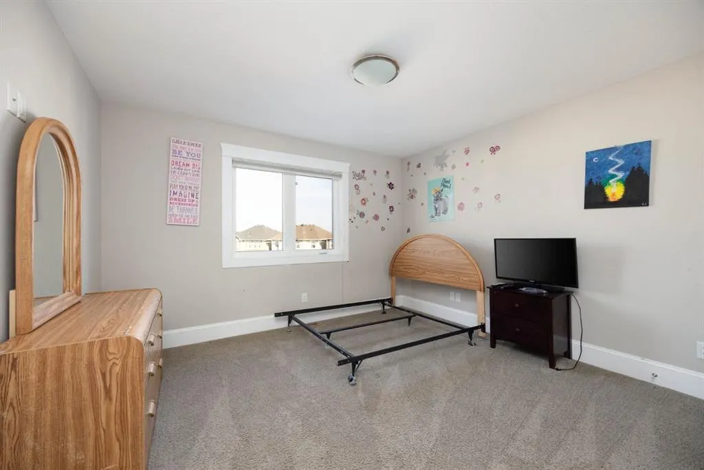 149 Ward Crescent