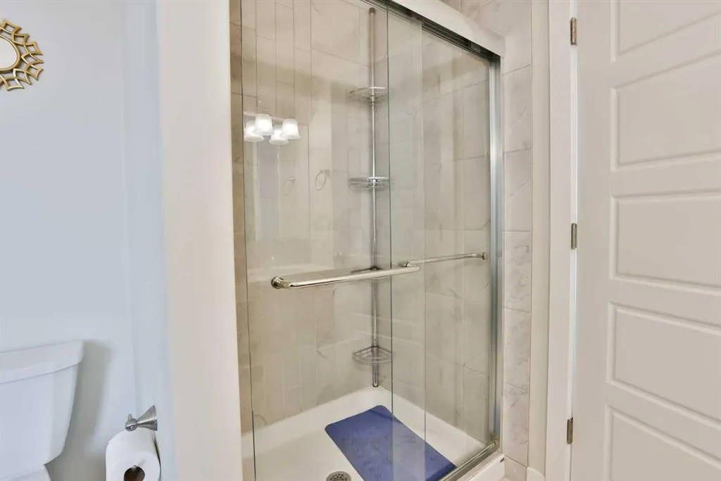 21 Riverford Close W