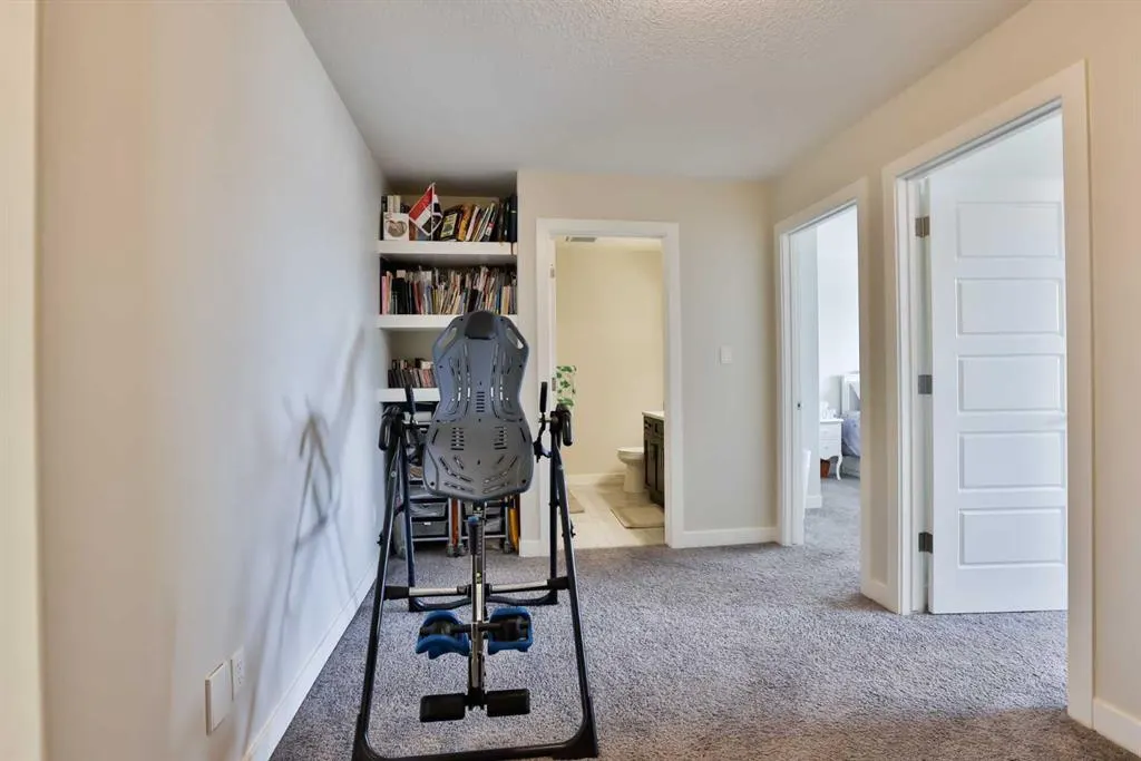 21 Riverford Close W