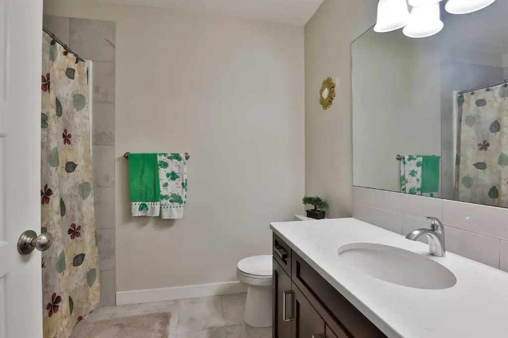 21 Riverford Close W