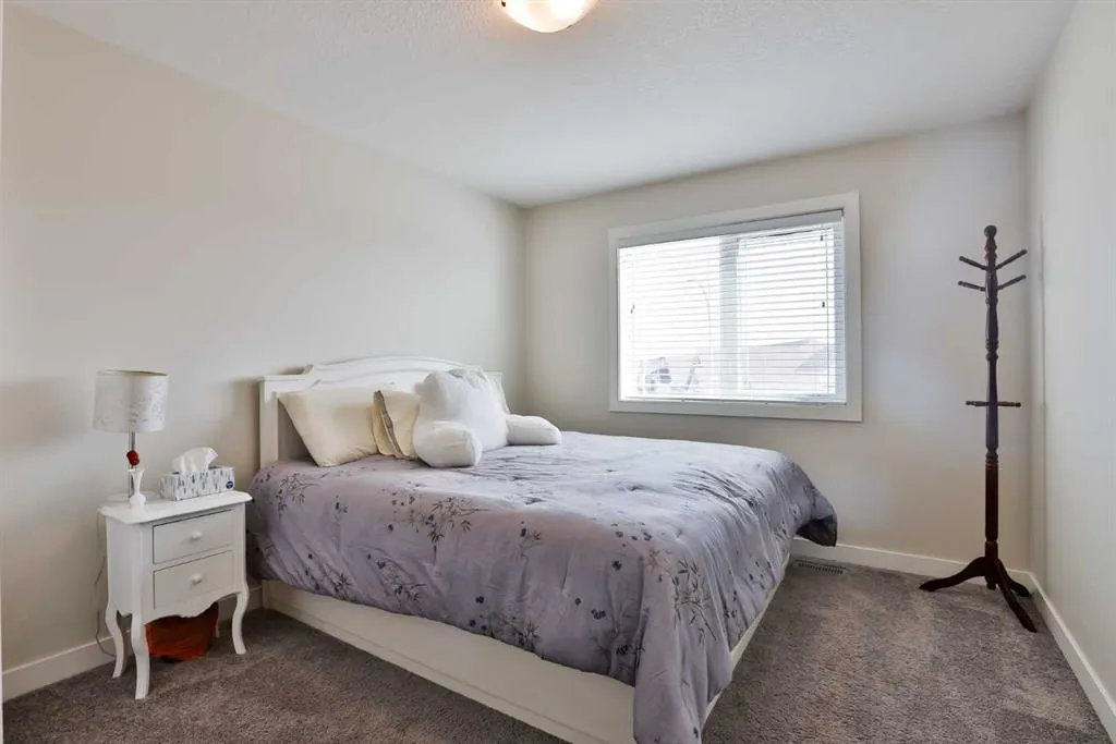 21 Riverford Close W