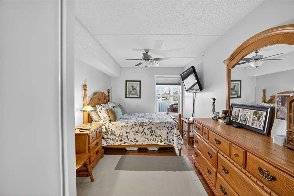 1881 17 Street, #202
