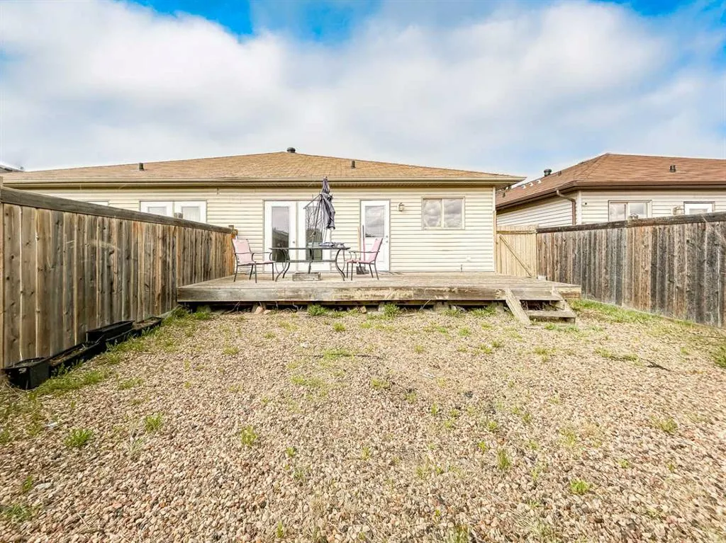 160 Hawthorn Way
