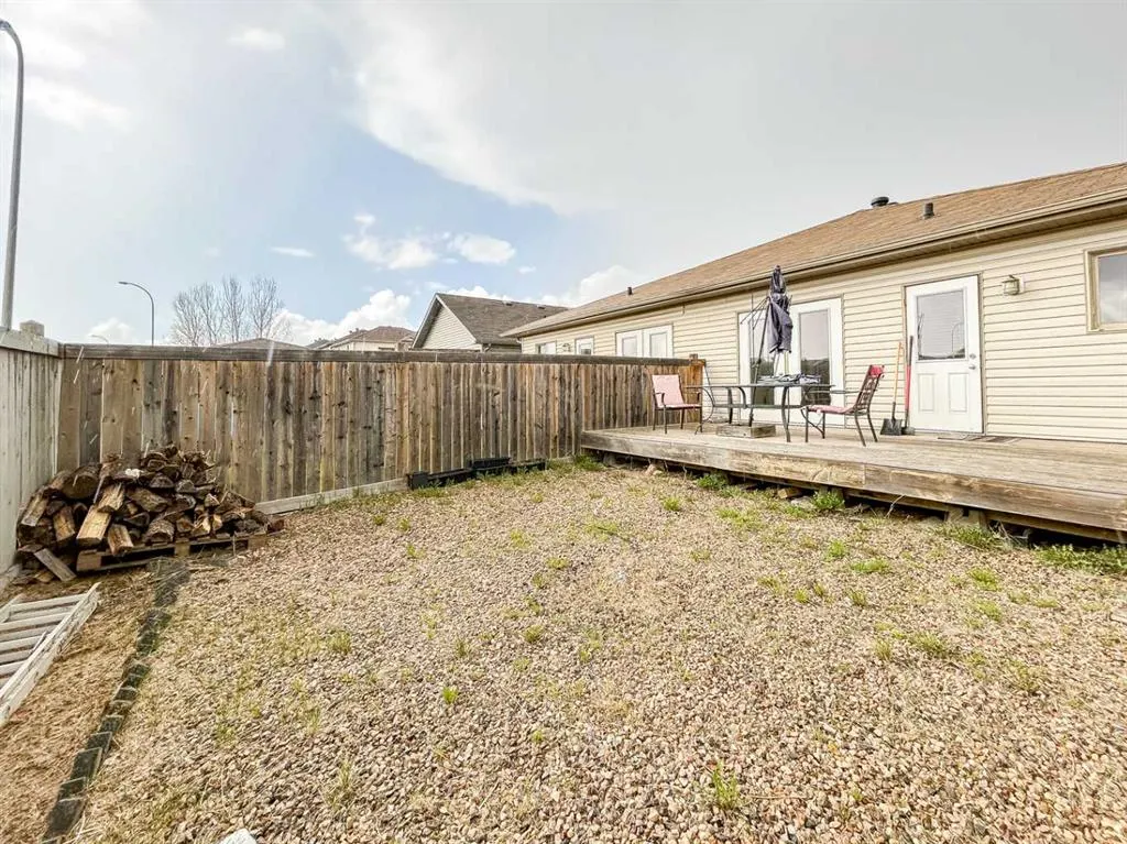 160 Hawthorn Way