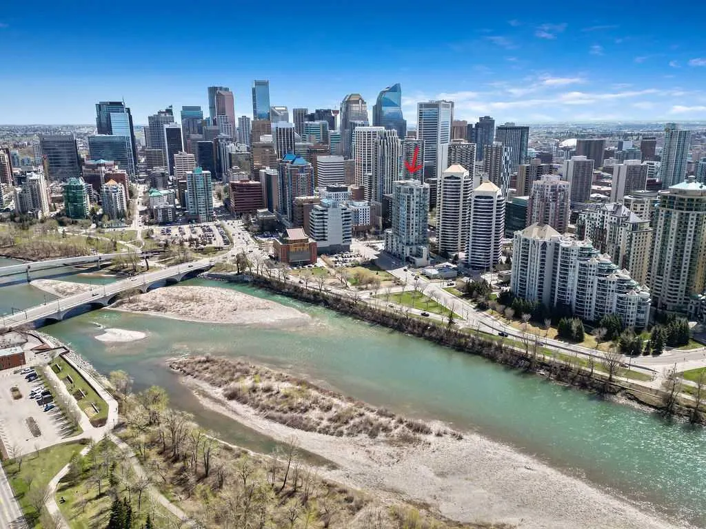 1025 5 Avenue SW, #1207
