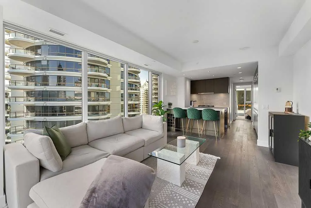 1025 5 Avenue SW, #1207
