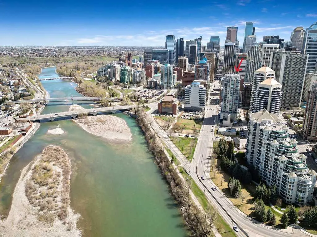 1025 5 Avenue SW, #1207