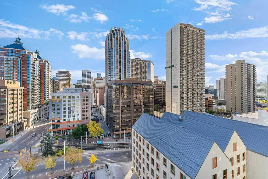 1025 5 Avenue SW, #1207