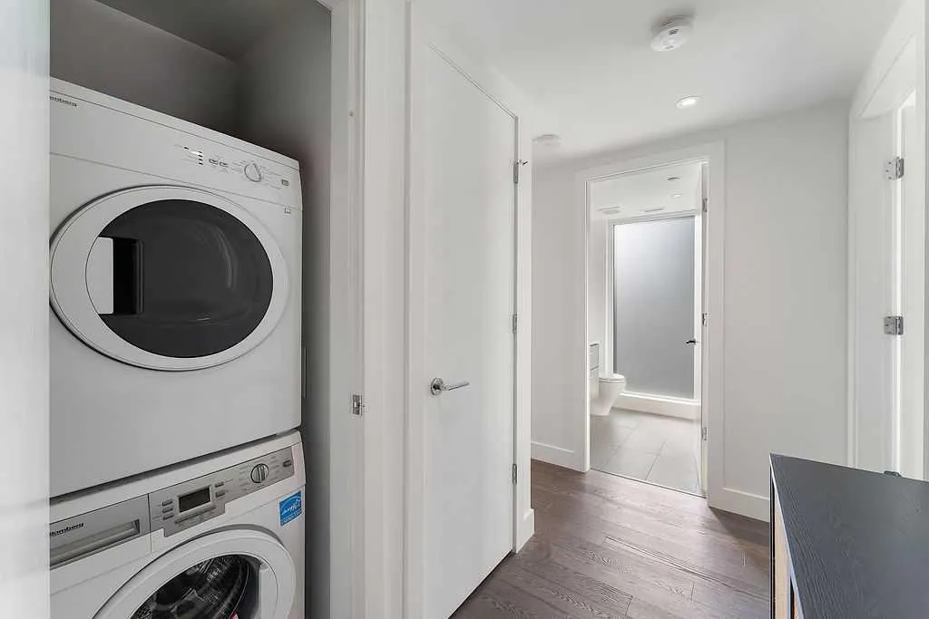 1025 5 Avenue SW, #1207