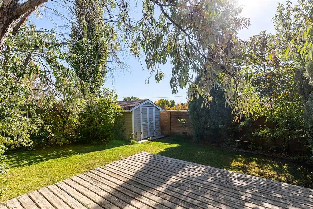 153 Vista Road SE