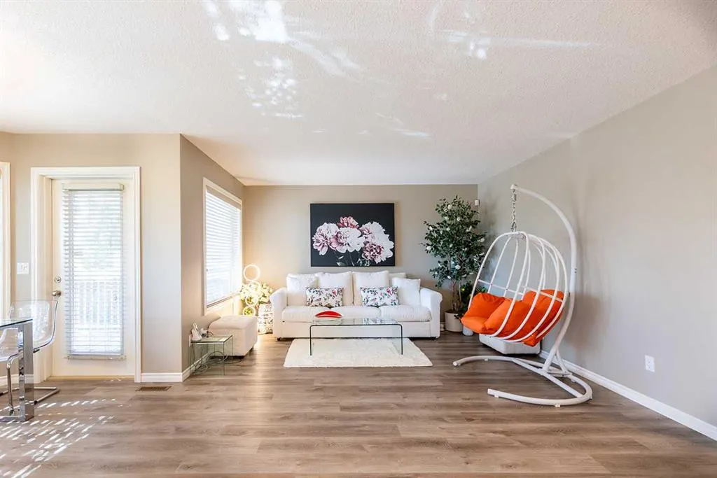 153 Vista Road SE