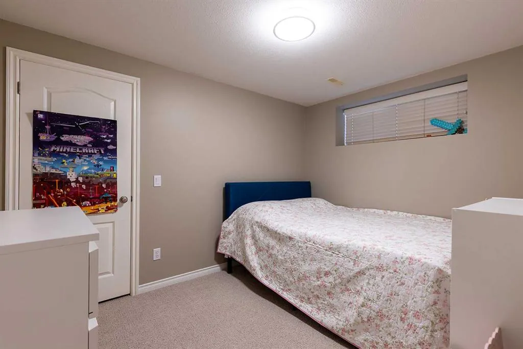 153 Vista Road SE