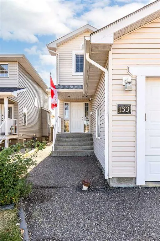 153 Vista Road SE