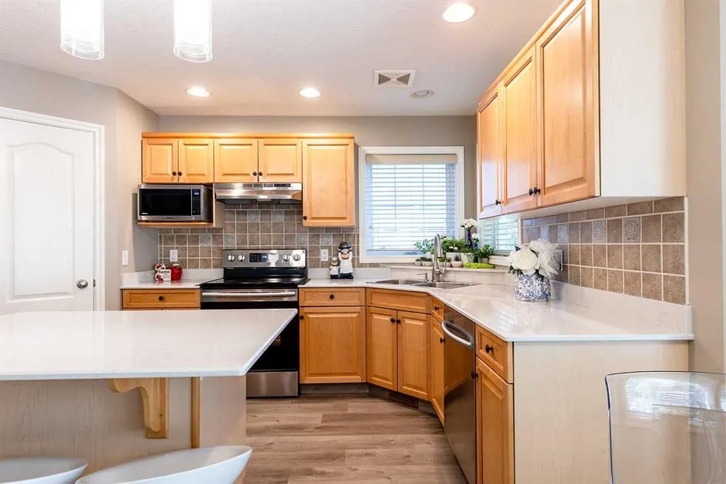 153 Vista Road SE
