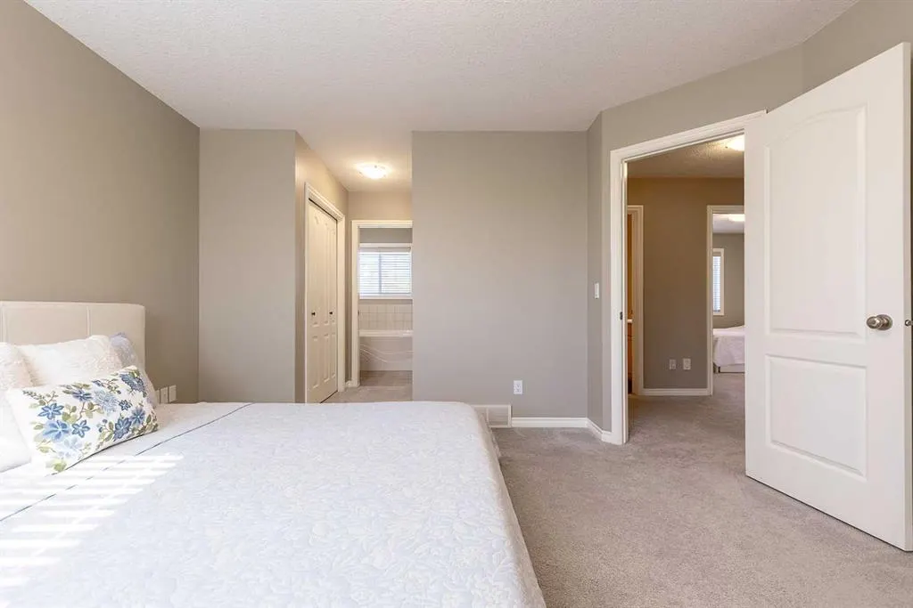 153 Vista Road SE