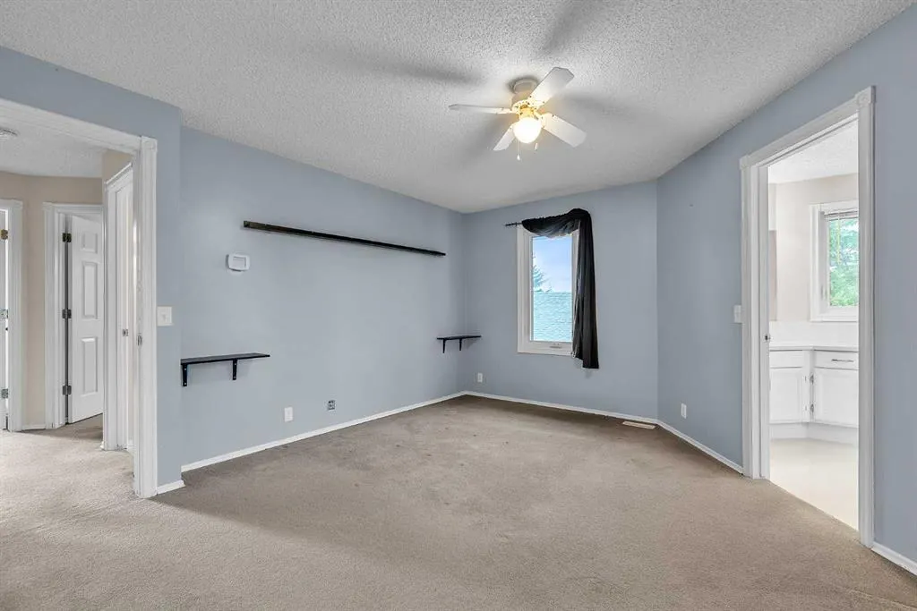 147 Scenic Way NW