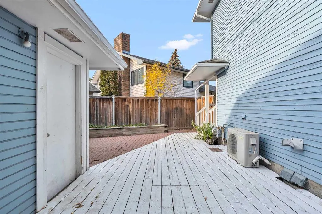 147 Scenic Way NW