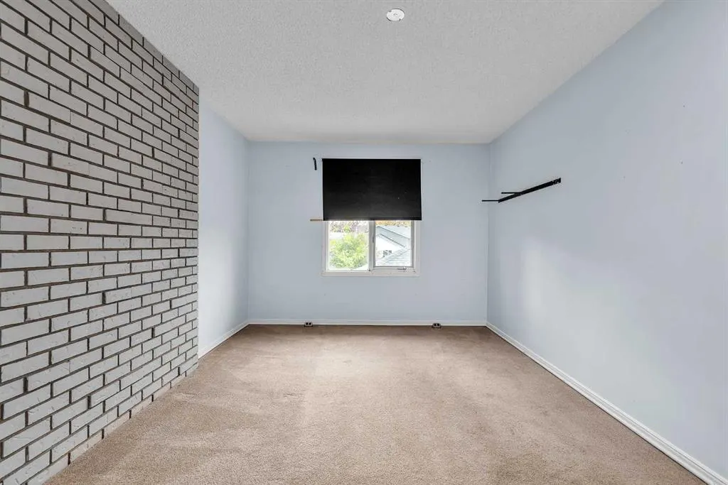 147 Scenic Way NW