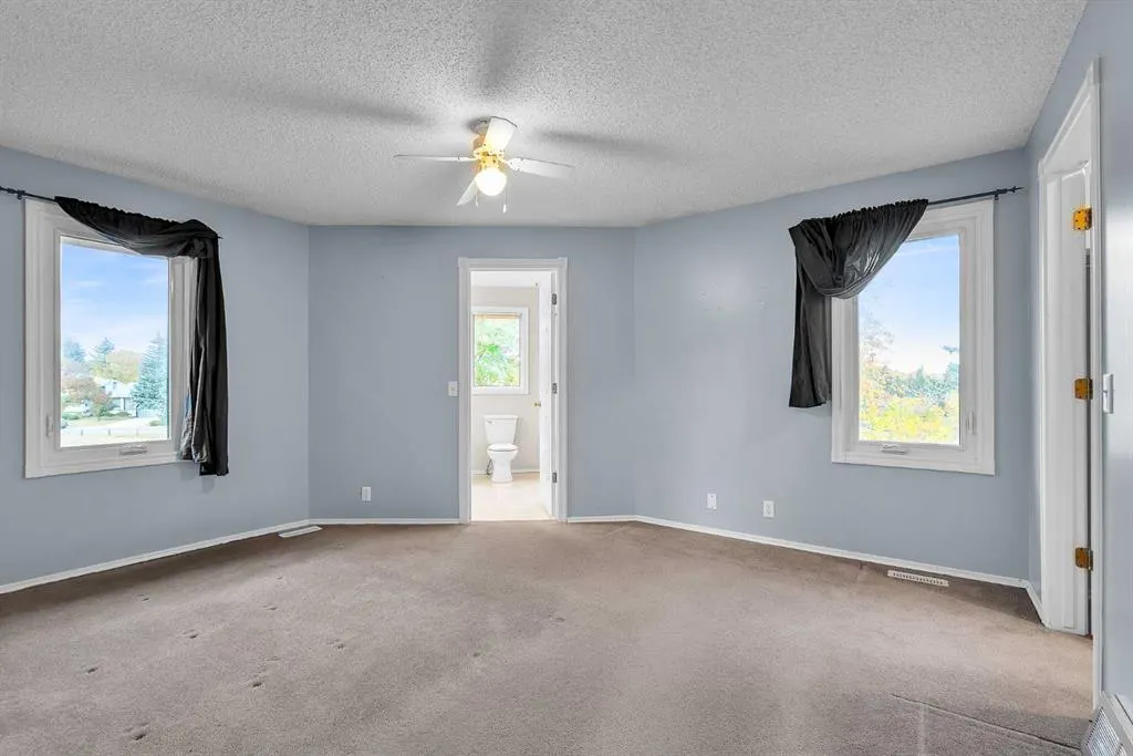 147 Scenic Way NW