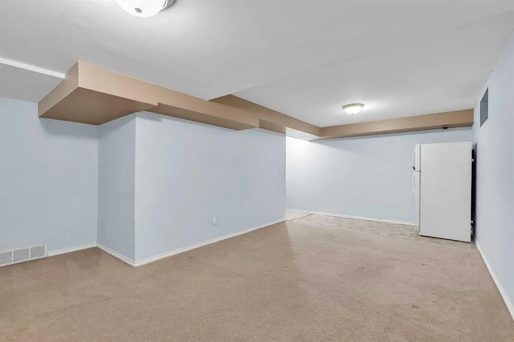 147 Scenic Way NW