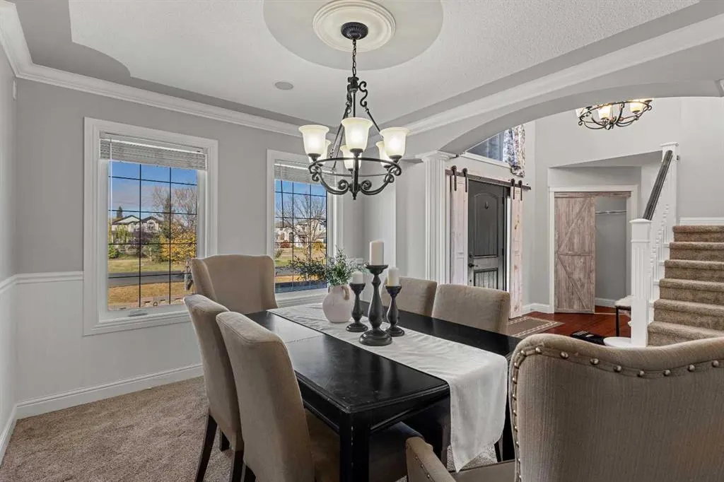 52 Canoe Road SW