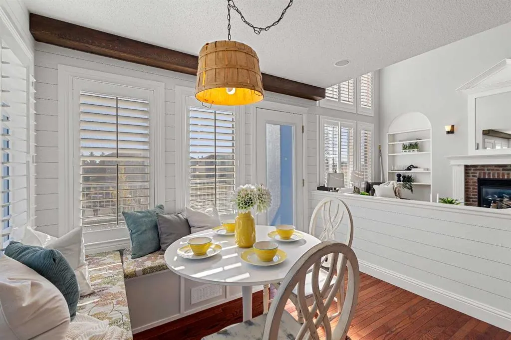 52 Canoe Road SW