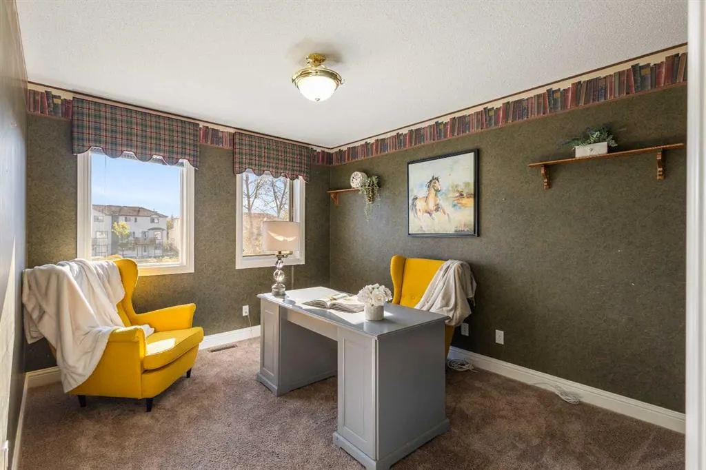 52 Canoe Road SW