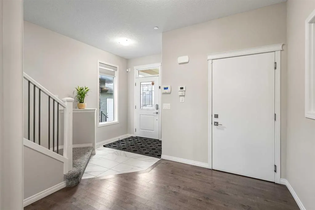 175 Howse Rise NE