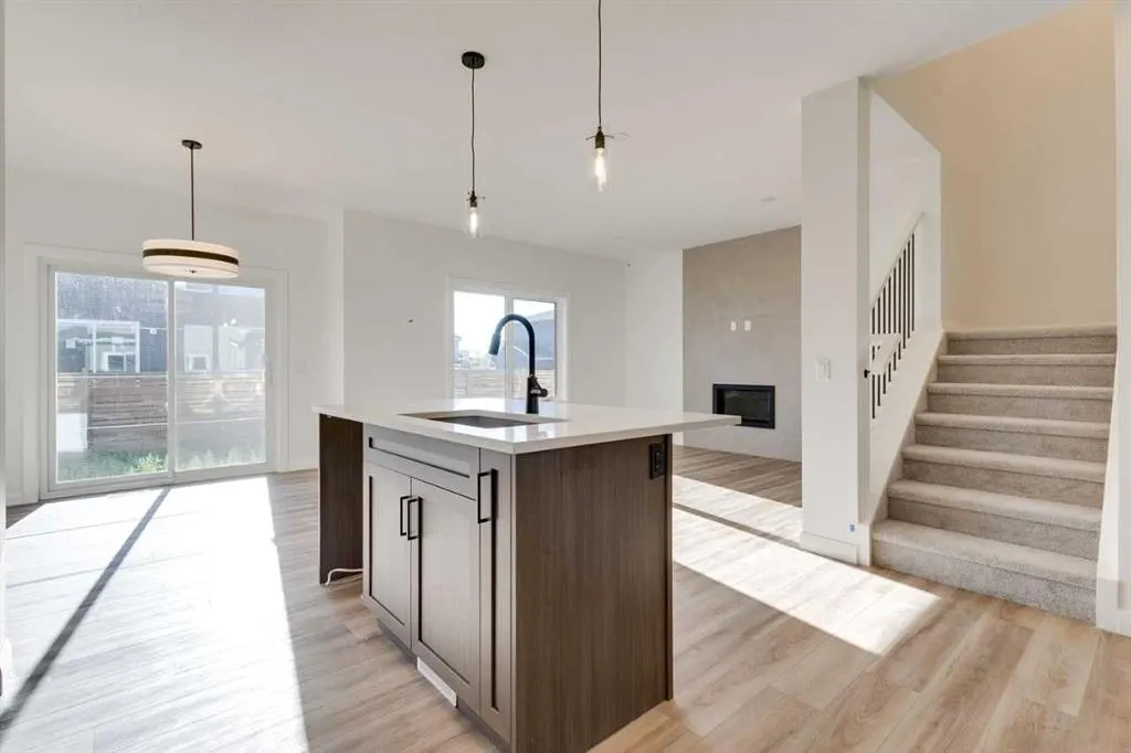 72 Dawson Wharf Mount
