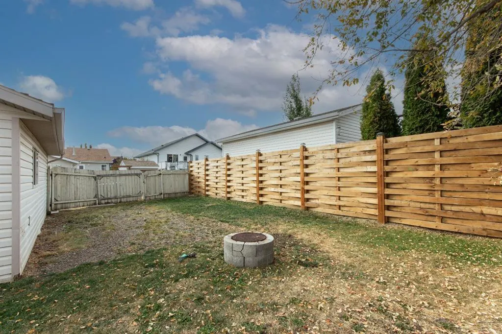 65 Lamont Close