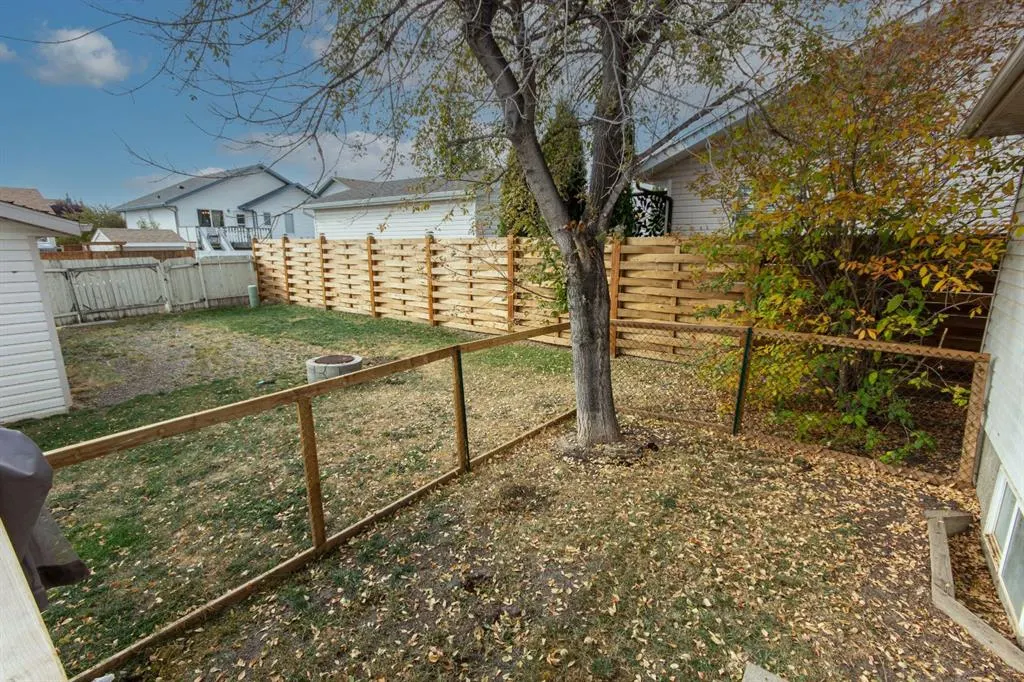 65 Lamont Close