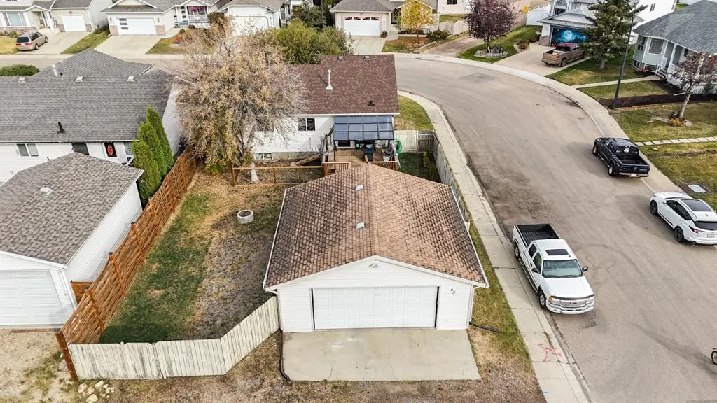 65 Lamont Close