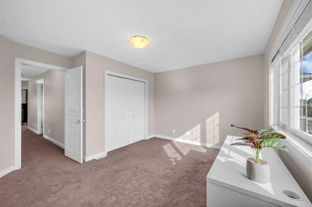 185 Evanspark Gardens NW