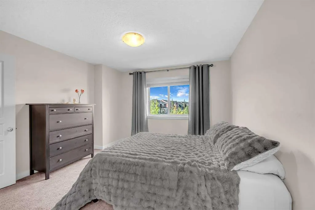 185 Evanspark Gardens NW