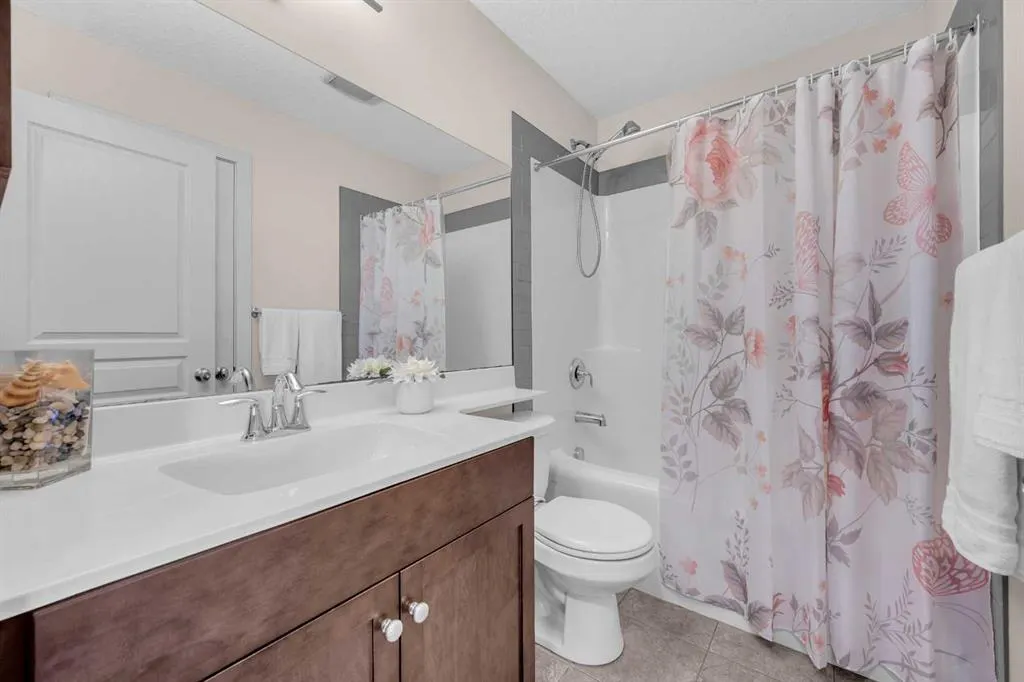 185 Evanspark Gardens NW