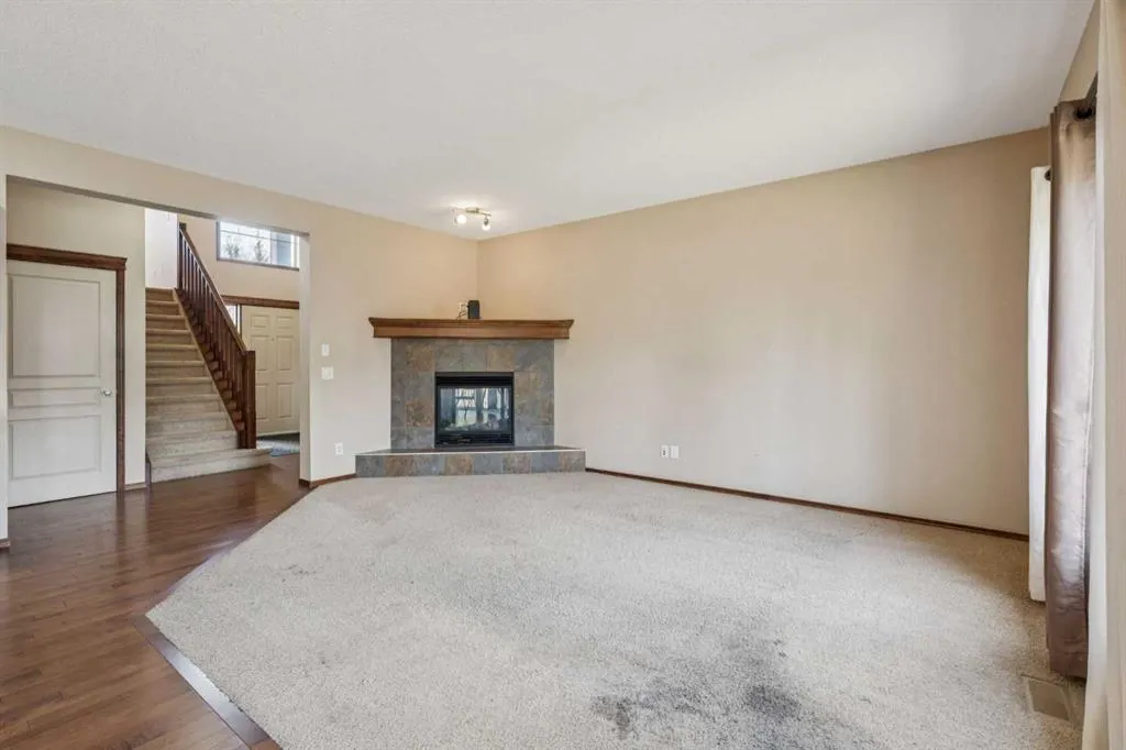 98 Cranwell Common SE