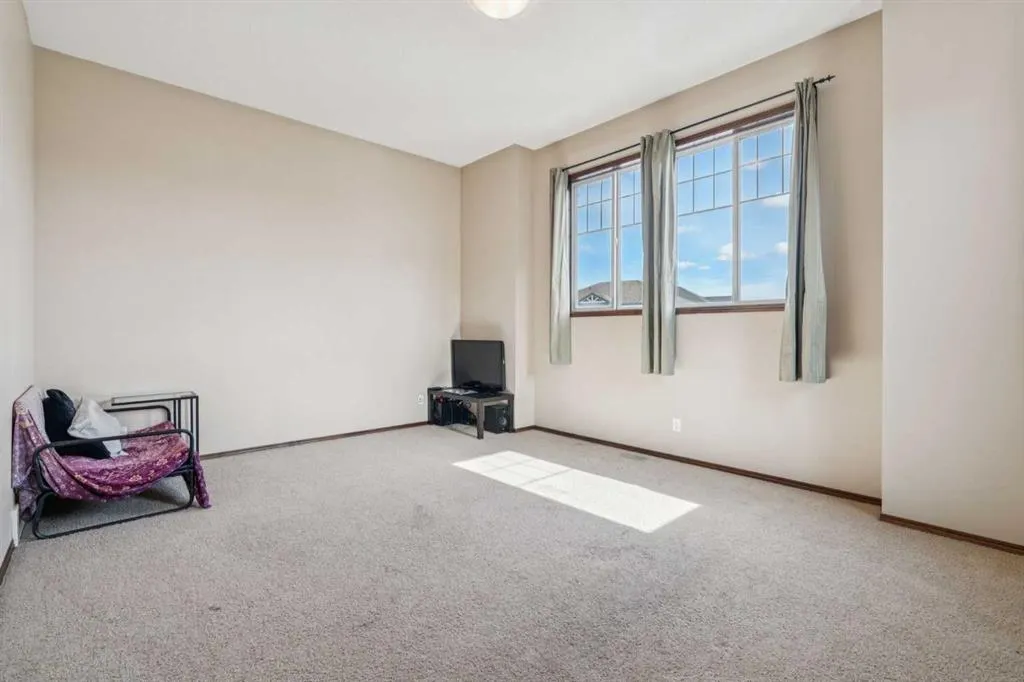98 Cranwell Common SE