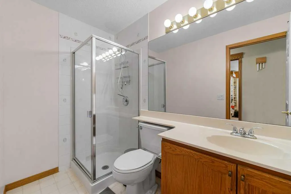 200 Lincoln Way SW, #215
