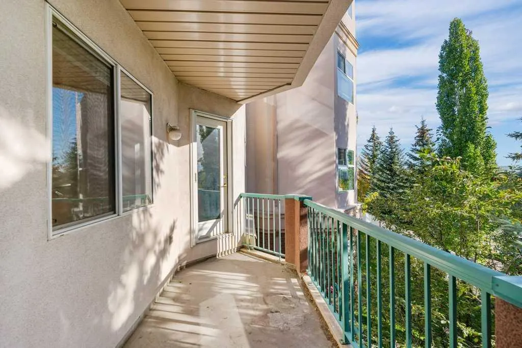 200 Lincoln Way SW, #215