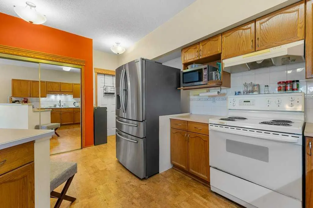 200 Lincoln Way SW, #215