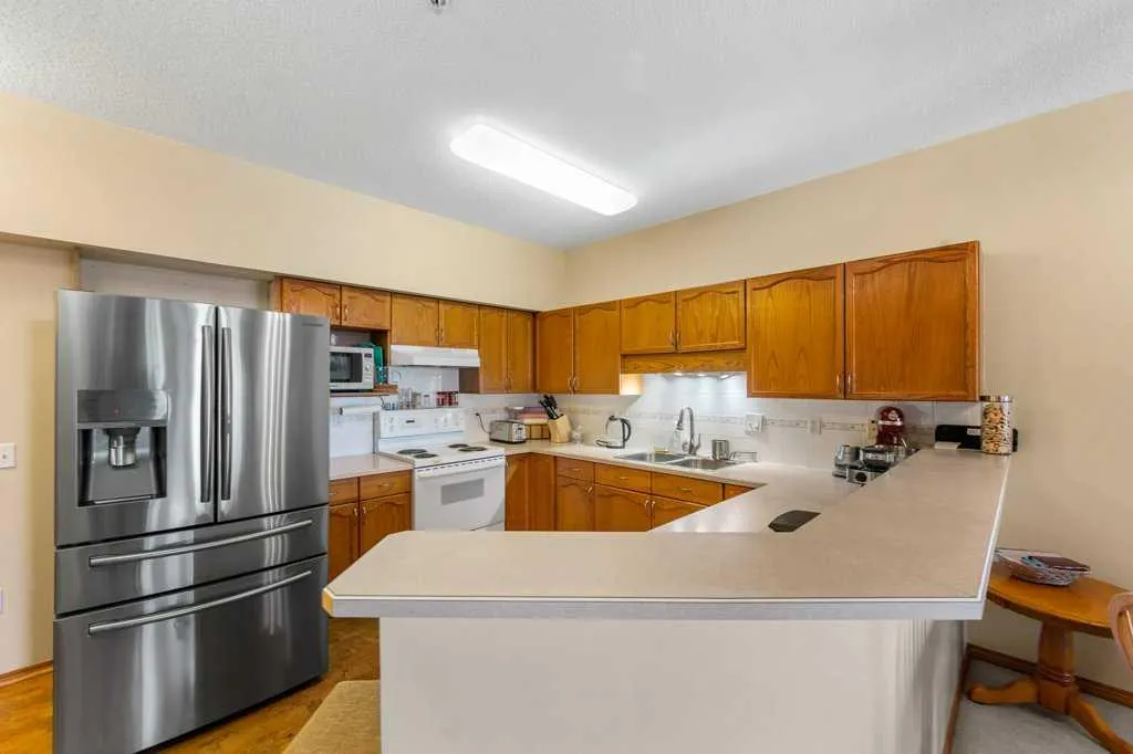 200 Lincoln Way SW, #215