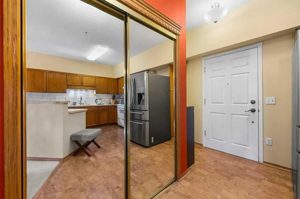 200 Lincoln Way SW, #215